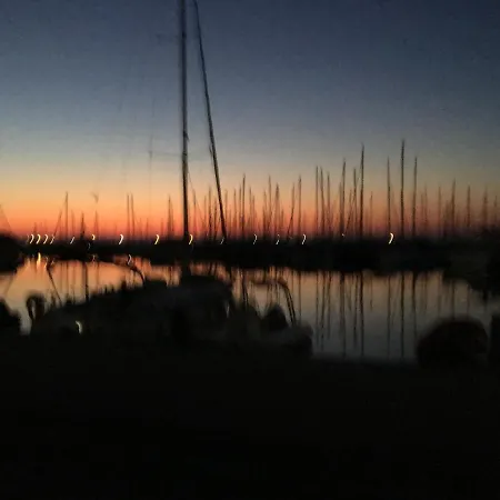 Port شقة إيزولا