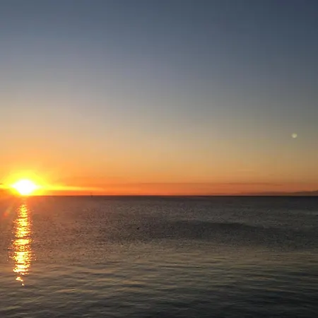 Port شقة إيزولا