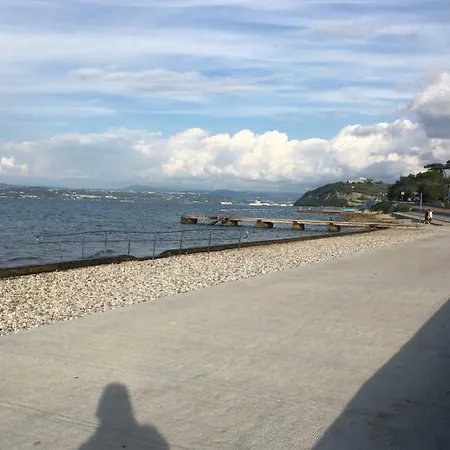 Port Izola